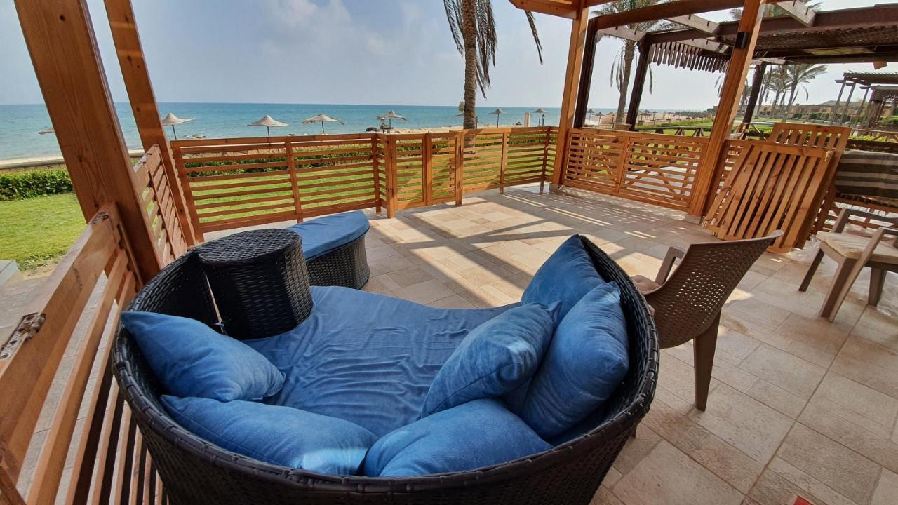 Breathtaking Luxury & Spacious Family 2-Bed 1St Row Seaview At Stella Seaview Sokhna Айн Сохна Екстериор снимка