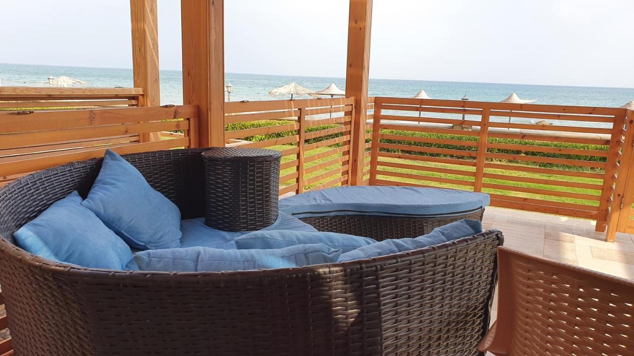 Breathtaking Luxury & Spacious Family 2-Bed 1St Row Seaview At Stella Seaview Sokhna Айн Сохна Екстериор снимка