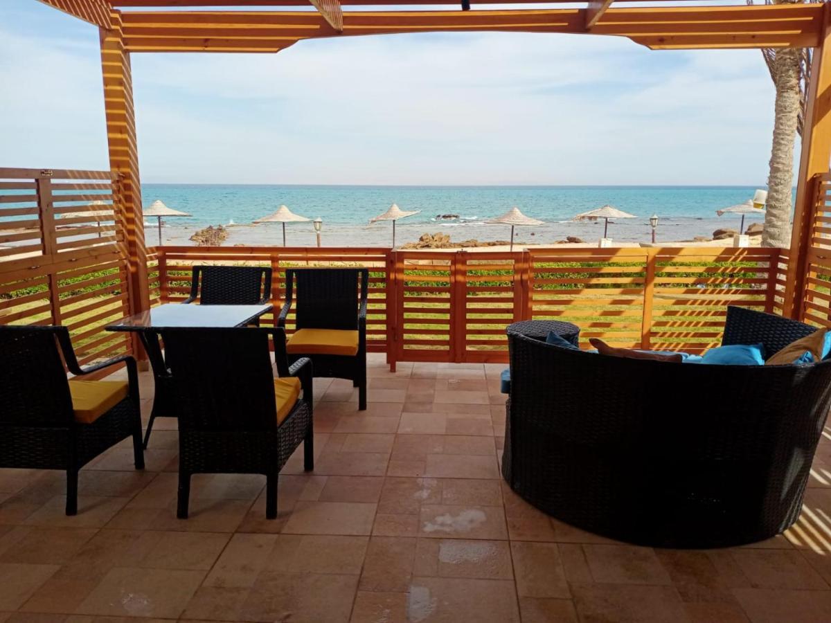 Breathtaking Luxury & Spacious Family 2-Bed 1St Row Seaview At Stella Seaview Sokhna Айн Сохна Екстериор снимка